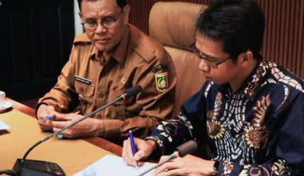 Bupati Sumbawa H Syarafuddin Jarot menerima kunjungan Rektor UNRAM Prof Sukardi untuk memperkuat kolaborasi riset, hilirisasi, dan program beasiswa di Kabupaten Sumbawa.