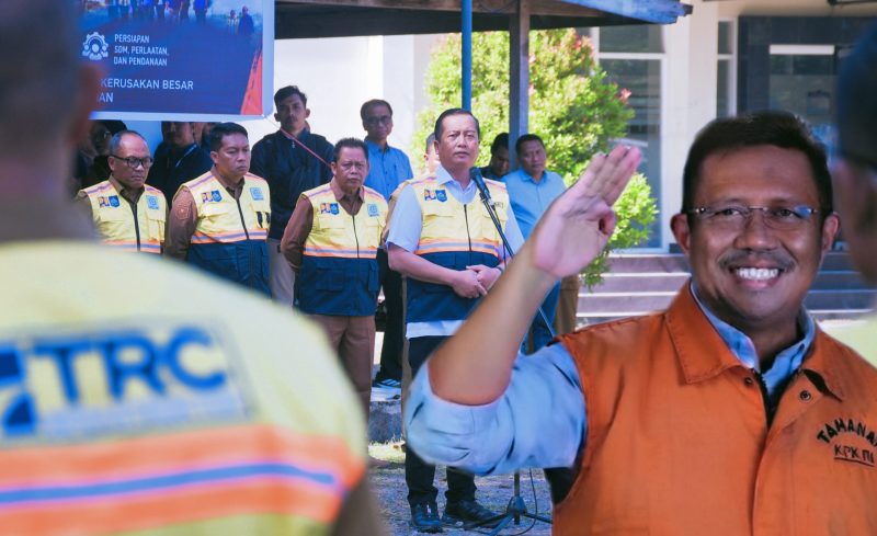 Gubernur NTB Dr. H. Lalu Muhamad Iqbal menyampaikan sikap resmi Pemerintah Provinsi NTB melalui Juru Bicara Pemprov NTB, Dr. H. Ahsanul Khalik, terkait kepastian roda pemerintahan dan pelayanan publik di Kabupaten Lombok Barat tetap berjalan pascapenetapan Bupati Lombok Barat sebagai tersangka KPK.