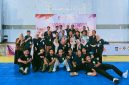 Ketua Panitia beserta anggota panitia, Pengurus Provinsi Persaudaraan Shorinji Kempo Indonesia (PERKEMI) NTB, dan jajaran wasit berfoto bersama usai sukses menyelenggarakan cabang olahraga Shorinji Kempo pada Pekan Olahraga Provinsi (Porprov) XII NTB 2026 di Kabupaten Lombok Tengah, Rabu (22/7/2026).