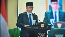 Juru Bicara Badan Anggaran DPRD Provinsi NTB, Hasbullah Muis Konco, menyampaikan laporan Badan Anggaran dalam Rapat Paripurna DPRD NTB terkait persetujuan Ranperda Pertanggungjawaban Pelaksanaan APBD Tahun Anggaran 2025 disertai sejumlah catatan strategis yang diminta menjadi perhatian Pemerintah Provinsi NTB.