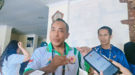 Ketua Umum KONI NTB Mori Hanafi memberikan penjelasan kepada Media mengenai polemik Drumband dan Insiden antarsuporter pada Porprov XII NTB 2026.