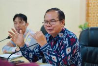 Kepala BRIDA Provinsi NTB, I Gede Putu Aryadi, memimpin Rapat Tim Evaluasi Riset dan Inovasi Daerah dalam rangka mematangkan pelaksanaan Sayembara Riset dan Inovasi Peneliti Muda NTB Tahun 2026 di Aula BRIDA NTB.