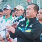 Gubernur NTB Dr. H. Lalu Muhamad Iqbal didampingi Sekda NTB Abul Chair, Ketua KONI NTB H. Mori Hanafi, Wali Kota Mataram H. Mohan Roliskana, serta para kepala daerah saat menutup secara resmi Porprov XII NTB 2026 di GOR Turide, Kota Mataram.