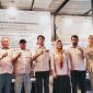 Ketua DPW TMI NTB Haerul AR menyerahkan surat mandat Kepada Ketua DPD Tani Merdeka Indonesia Kabupaten Lombok Timur, Lombok Tengah, dan Lombok Barat sebagai langkah memperkuat Organisasi hingga tingkat Kecamatan dan Desa.