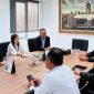 Bupati Sumbawa Ir. H. Syarafuddin Jarot bersama jajaran Pemerintah Kabupaten Sumbawa saat melakukan audiensi dengan manajemen PT NAM Air di Jakarta membahas peluang pembukaan rute penerbangan menuju Bandara Sultan Muhammad Kaharuddin III Sumbawa.