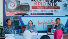Korbid Kelembagaan KPID NTB, A. Rachman Chavez, menyampaikan materi tentang kewenangan KPID dalam kegiatan