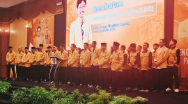 Ketua DPD Partai Hanura NTB Ahmad Dahlan bersama Sekjen DPP Partai Hanura Benny Rhamdani usai pelantikan pengurus DPD Hanura NTB dan DPC Hanura 10 kabupaten/kota di Ballroom Rinjani Lombok Raya Hotel, Mataram.