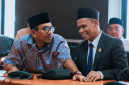 Anggota Komisi IV DPRD NTB berdialog dengan Kepala Dinas PUPRPKP NTB Lalu Kusuma Wijaya dalam Rapat Dengar Pendapat (RDP) membahas rendahnya serapan anggaran, progres proyek Jalan Lenangguar-Lunyuk, serta evaluasi pembangunan infrastruktur di Provinsi NTB.