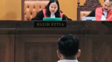 Majelis Hakim Pengadilan Tindak Pidana Korupsi (Tipikor) Mataram membacakan Putusan terhadap Hamdan Kasim, Indra Jaya Usman, dan Muhammad Nashib Ikroman alias Acip dalam perkara dugaan Gratifikasi yang berkaitan dengan Program Desa Berdaya di Pengadilan Tipikor Negeri Mataram, Rabu (5/8/2026).