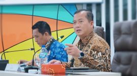 Gubernur NTB H. Lalu Muhamad Iqbal didampingi Sekda NTB, Kepala BKD NTB, dan Tim Manajemen Talenta BKD NTB memaparkan Kesiapan Penerapan Sistem Manajemen Talenta (SMT) ASN di hadapan Jajaran BKN RI di Kantor BKN, Jakarta.