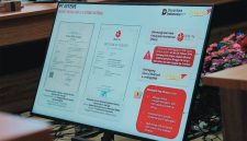 Sistem e-voting terverifikasi BRIN diuji dalam simulasi persiapan Pilkades Digital di Graha Fitrah, Kompleks Perkantoran Kabupaten Sumbawa Barat, disaksikan unsur Forkopimda, KPU KSB, DPRD, para Camat, Perangkat Desa, dan Tokoh Masyarakat.