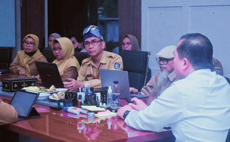 Gubernur NTB Lalu Muhamad Iqbal menerima Tim Ahli Cagar Budaya (TACB) se-Pulau Lombok dan Menegaskan Komitmen Pemerintah Provinsi NTB Memperkuat Pendataan, Pelestarian, serta Pengelolaan sekitar 998 Objek Diduga Cagar Budaya (ODCB) di NTB.