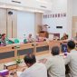 Kanwil Kementerian Hukum NTB menggelar Harmonisasi Empat Rancangan Peraturan Gubernur (Rapergub) Provinsi NTB bersama Biro Hukum Pemprov NTB, RSUD Provinsi NTB, dan Perangkat Daerah Guna Memastikan Regulasi Memiliki Kepastian Hukum dan Selaras dengan Peraturan Perundang-undangan.