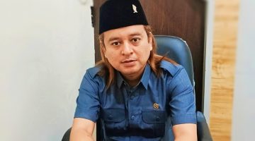 Anggota DPRD NTB Fraksi PDI Perjuangan Abdul Rahim (Bram) Memberikan Keterangan Terkait Polemik Usulan Audit Investigatif Dana Belanja Tidak Terduga (BTT) Pemprov NTB senilai Rp484 Miliar di Mataram.