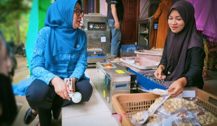 PT Muznah Kemiri Lombok menghadapi tantangan kapasitas produksi dan sertifikasi untuk ekspor ke Jepang dan Arab Saudi
