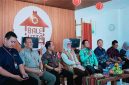 Kepala DPMPTSP NTB H. Irnadi Kusuma, Kepala Disperindag NTB H. Lalu Wiranata, Ketua Dekranasda NTB Hj. Sinta M. Iqbal, Kepala Dinas Kominfo NTB Dr. H. Ahsanul Khalik, Serta Sejumlah Kepala OPD dan Perwakilan terkait saat Menghadiri Press Release Capaian Realisasi Investasi NTB Triwulan II dan Semester I Tahun 2026 di Bale Kita Mataram.