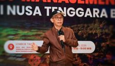 Sekretaris Daerah Provinsi NTB Abul Chair Saat Menutup Workshop Manajemen Risiko Pemerintah Provinsi NTB di Sembalun, Lombok Timur.