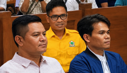 3 anggota DPRD NTB Acip IJU dan Hamdan dalam persidangan kasus gratifikasi di PN Mataram