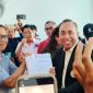 Mori Hanafi Bersama Ratusan Pendukung saat Mendaftarkan Diri dan Menyerahkan Berkas Pendaftaran Serta Uang Pendaftaran di Kantor KONI NTB Sebagai Bakal Calon Ketua KONI NTB Periode 2026-2030.