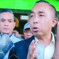 Mori Hanafi Saat Menyampaikan tanggapan Terkait Wacana Gubernur NTB Lalu Muhamad Iqbal ikut dalam Bursa Pencalonan Ketua KONI NTB Periode 2026-2030.