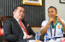Mori Hanafi saat Menyampaikan Tanggapan Terkait Wacana Gubernur NTB Lalu Muhamad Iqbal ikut dalam Bursa Pencalonan Ketua KONI NTB periode 2026-2030.