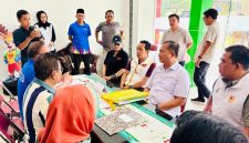 Gubernur NTB Lalu Muhamad Iqbal Saat Mendaftarkan Diri Sebagai Calon Ketua KONI NTB periode 2026-2030, Jumat (14/8/2026).