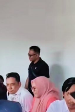 P-21! 6 Tersangka Korupsi Masker, Termasuk Eks Wabup dan Kadis NTB Dilimpahkan ke Jaksa