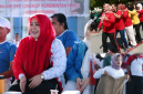 Wakil Gubernur NTB Indah Dhamayanti Putri Mengikuti Senam Bersama ASN Dalam Rangkaian HUT ke-81 Republik Indonesia di Gelanggang Pemuda Olahraga Mataram.