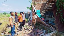 Sejumlah Titik di Kota Bima dan Kabupaten Bima Dilaporkan Terdampak Gempa M7,7 yang Berpusat di Wilayah Flores, NTT, Sabtu (15/8/2026). BPBD NTB melakukan pendataan dan verifikasi kerusakan di lapangan.