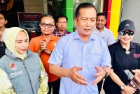 Gubernur NTB Lalu Muhamad Iqbal Saat Mendaftar Sebagai Bakal Calon Ketua KONI NTB Periode 2026-2030, Didampingi Sejumlah Ketua KONI Kabupaten/Kota dan Pengurus Cabang Olahraga (Cabor).