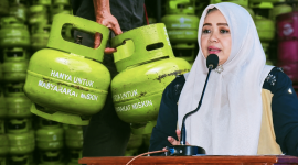 Wakil Gubernur NTB Indah Dhamayanti Putri Menyoroti Persoalan Kelangkaan dan Kekosongan Kuota LPG 3 Kg Dalam Rapat Koordinasi TPID di Kabupaten Sumbawa.