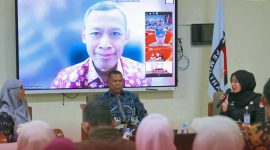 Komisioner Komnas HAM RI Pramono U Tanthowi Menyampaikan Pandangan Mengenai Pemenuhan Hak Pilih Kelompok Rentan Dalam Penyelenggaraan Pemilu.