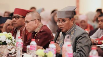 Bupati Sumbawa Ir. H. Syarafuddin Jarot Saat Mengikuti Rakernas XII Jaringan Kota Pusaka Indonesia di Kota Ternate. Sumbawa Dipercaya Menjadi Tuan Rumah Rakernas Jaringan Kota Pusaka Indonesia 2028.