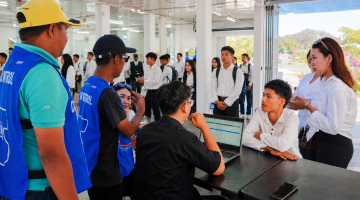 Antusiasme Peserta Mengikuti Proses Seleksi dan Pendaftaran Volunteer MotoGP Mandalika 2026 di Sirkuit Mandalika, Lombok, NTB.
