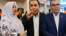 Wakil Gubernur NTB Indah Dhamayanti Putri, Mori Hanafi, dan Ketua Umum KONI Pusat yang Diwakili Kepala Bidang Organisasi Eko Budi Supriyanto Dalam Momentum Musorprov XIII KONI NTB 2026 di Mataram.