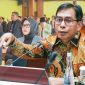 Ketua Komisi III DPRD NTB Sambirang Ahmadi Menyampaikan Pandangan Terkait Perubahan Struktur APBD NTB 2027.