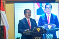 Gubernur NTB Dr. Lalu Muhamad Iqbal Menyampaikan Evaluasi Pengelolaan Belanja APBD NTB Tahun Anggaran 2025 Dalam Rapat Paripurna DPRD NTB.
