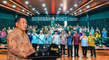 Ketua PWI NTB, Dan Wartawan Dari Berbagai Daerah di NTB Mengikuti Kegiatan Orientasi Kewartawanan dan Keorganisasian (OKK) PWI NTB di Mataram.