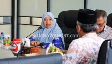 Pelaksana Tugas Bupati Lombok Barat Hj. Nurul Adha Memimpin Rapat Koordinasi Penanganan Kekeringan di Kantor Bupati Lombok Barat, Kamis (10/9/2026).