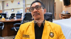 Ketua DPD Hanura NTB Ahmad Dahlan Saat Memberikan Keterangan Terkait Dugaan Perselingkuhan yang Menyeret Anggota DPRD Dompu berinisial K Kader Partai Hanura.