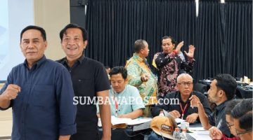 Ketua PWI NTB Ahmad Ikliludin dan Sekretaris Fahrul Mustofa (Iklil-Arul) Pada Pelaksanaan UKW Mandiri PWI NTB yang Diikuti 54 Wartawan.