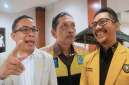Anggota DPRD NTB Dapil NTB VI (Bima, Kota Bima dan Dompu) H. Muhamad Aminurlah atau Akrab Aji Maman, Anggota Komisi IV DPRD NTB Ahmad Dahlan atau yang akrab disapa Dae Leo, serta Kepala Dinas Pekerjaan Umum, Penataan Ruang, Perumahan dan Kawasan Permukiman (PUPRPKP) Provinsi NTB Lalu Kusuma Wijaya atau yang akrab disapa Miq Jaya.