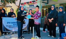 HUT ke-15 Garnita NasDem NTB Tak Sekadar Tiup Lilin, 11 Kakus Sekolah Direstorasi