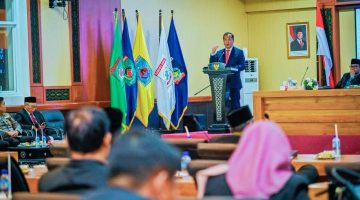 Gubernur NTB Dr. Lalu Muhamad Iqbal Saat Mengungkap Persoalan Pencatatan dan Sertifikasi Aset Daerah.