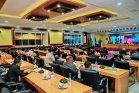 Laporan Gubernur Iqbal dalam Rapat Paripurna DPRD Provinsi NTB saat Menyampaikan Pandangan Pemerintah Terhadap Hasil Evaluasi Menteri Dalam Negeri Terkait Rancangan Peraturan Daerah Tentang Pertanggungjawaban Pelaksanaan APBD Tahun Anggaran 2025 beserta Rancangan Peraturan Gubernur tentang Penjabarannya. 