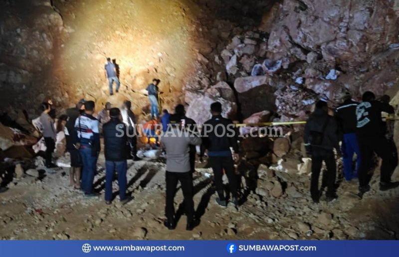 Proses Penanganan Pascalongsor di Kawasan Tambang Rakyat Desa Lantung, Kecamatan Lantung, Kabupaten Sumbawa.