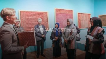 Tiga Srikandi NTB Dalam Rangkaian Diplomasi Budaya di Adelaide, Australia, Membawa Jejak Budaya Lombok dan Bima ke Panggung Internasional.