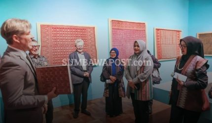 Tiga Srikandi NTB dalam diplomasi budaya Lombok-Bima di Adelaide Australia