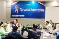 Mantan Kapolda NTB Irjen Pol Purn Hadi Gunawan saat menggelar silaturahmi dan konsolidasi bersama 10 Ketua DPC Partai Demokrat kabupaten/kota se-NTB di Hotel Lombok Astoria, Mataram.