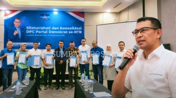 Hadi Gunawan Saat Menghadiri Silaturahmi dan Konsolidasi Bersama 10 DPC Partai Demokrat se-NTB di Hotal Astoria, Mataram